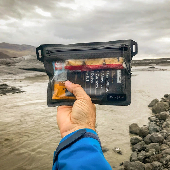 RUNOFF® WATERPROOF POCKET Niteize