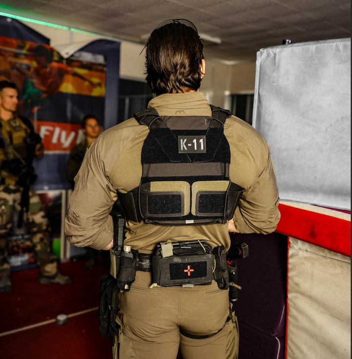 Umbras Low Vis Plate Carrier Knight Shield